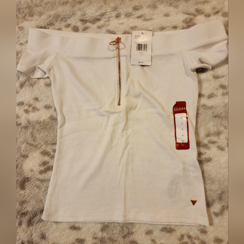 GUESS - Off Shoulder Zip-Down Top